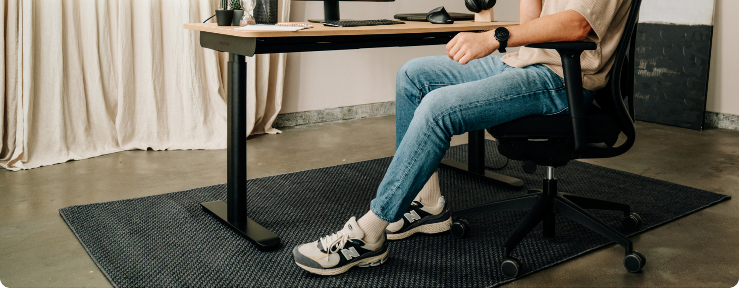 Ерготопія Десктопія Вone – Регульований стіл, Електричне підйомне шасі, Чорний, 7 років гарантії, TÜV-сертифікований