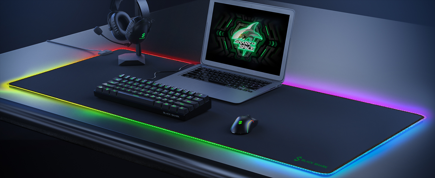 Ігрова мишка Pad Black Shark XXL 1200 x 600 мм - великий килимок для миші з водовідштовхувальним покриттям та антиковзною основою. Аксесуар для геймінгу Manta P4 (RGB)
