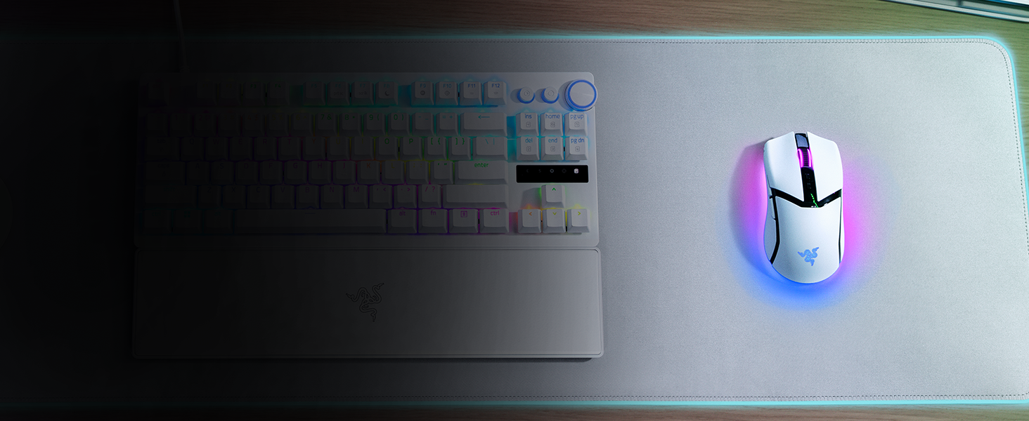 Мікрофон Razer Seiren V3 Mini USB - компактний, з LED-індикатором та функцією Tap-to-Mute
