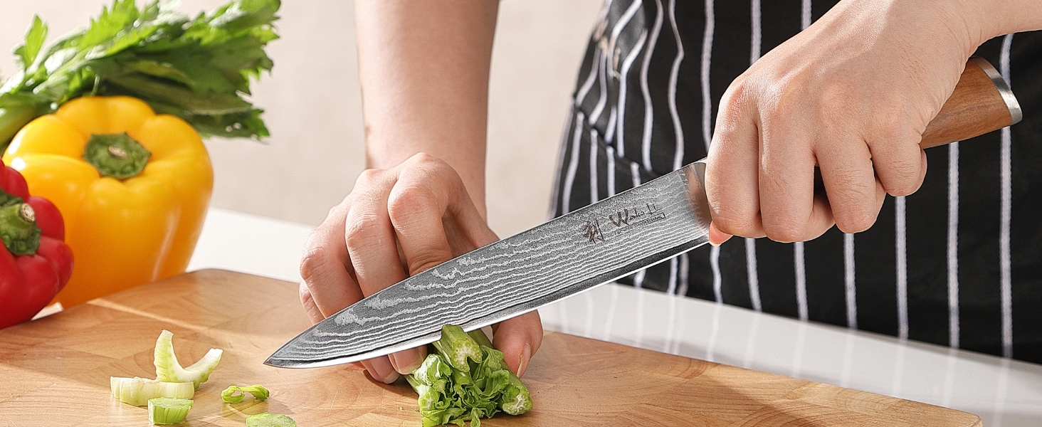 Ніж кухарський Wakoli з дамаської сталі (серцевина VG10) з 20 см лезом – гострий та збалансований – ніж з ручкою з оливкового дерева в подарунковій коробці – ніж кухарський з дамаської сталі для професіоналів та поціновувачів (ніж для нарізання)