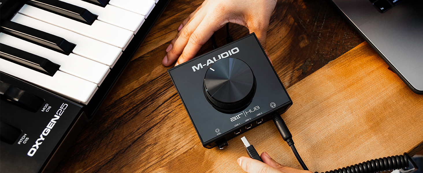 M-Audio Air 192|6 USB аудіоінтерфейс для запису: 2 XLR/Line входи, програмне забезпечення AIR Hub (Чорний)