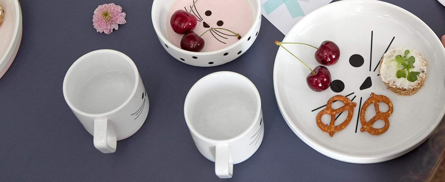 Набір дитячого посуду LÄSSIG Garden Explorer: тарілка, миска, чашка з силіконовим кільцем (червоний)