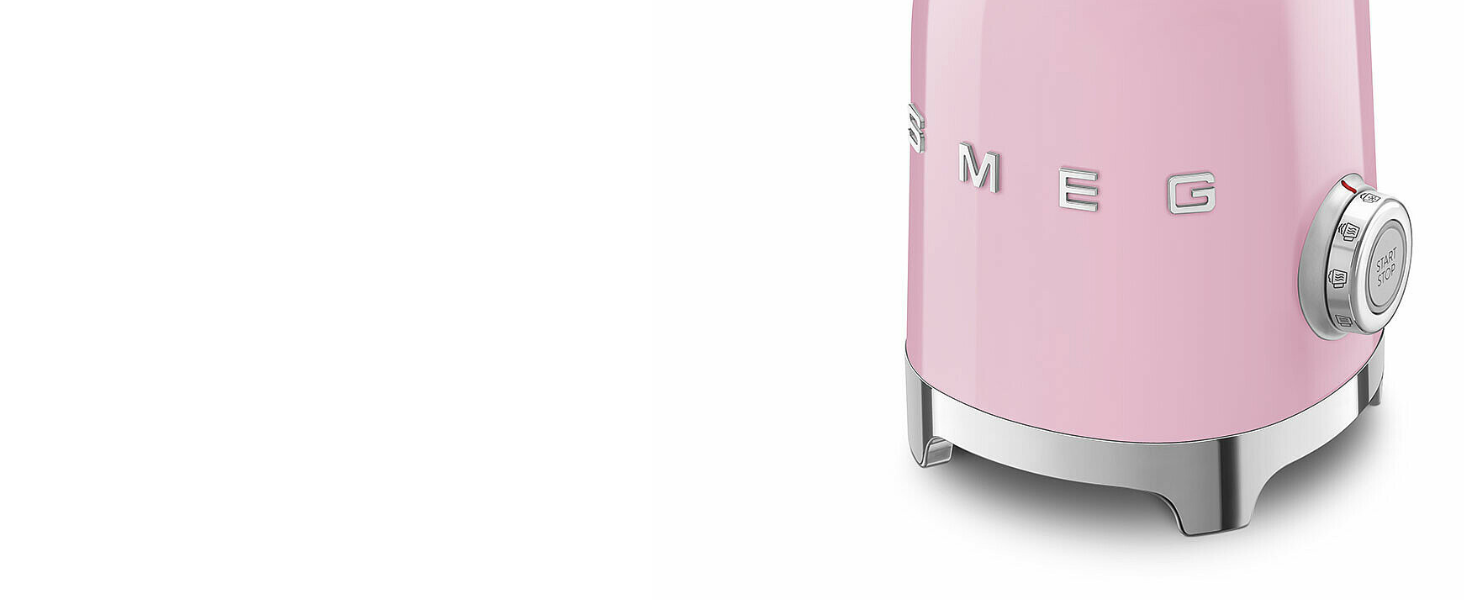 Пінсуватель молока Smeg MFF11BLEU, мультифункціональний, індукційна система, 6 програм, ручна функція, скляна колба 600 мл, мірна кришка, вбудований переливач, 500W, чорний