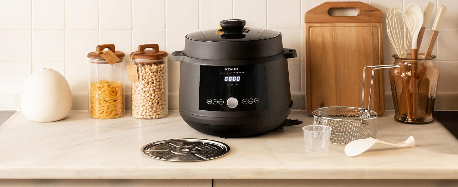 Мультиварка NEWLUX SmartChef V600 6L: 1200W, 17 програм, 2 рівні для приготування на пару, функція швидкої готовки