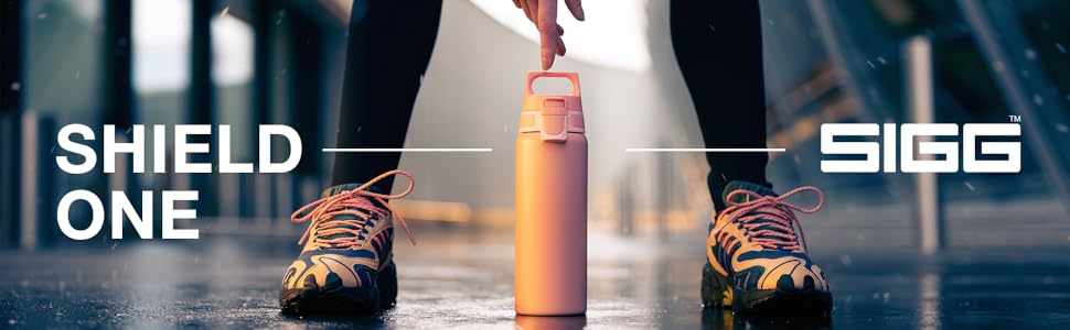 Вулична пляшка для пиття SIGG Shield ONE (/1 л), що не містить забруднюючих речовин і герметична пляшка для пиття, міцна спортивна пляшка для пиття з нержавіючої сталі з ОДНИМ верхом (0,75 л, ультра лимон)