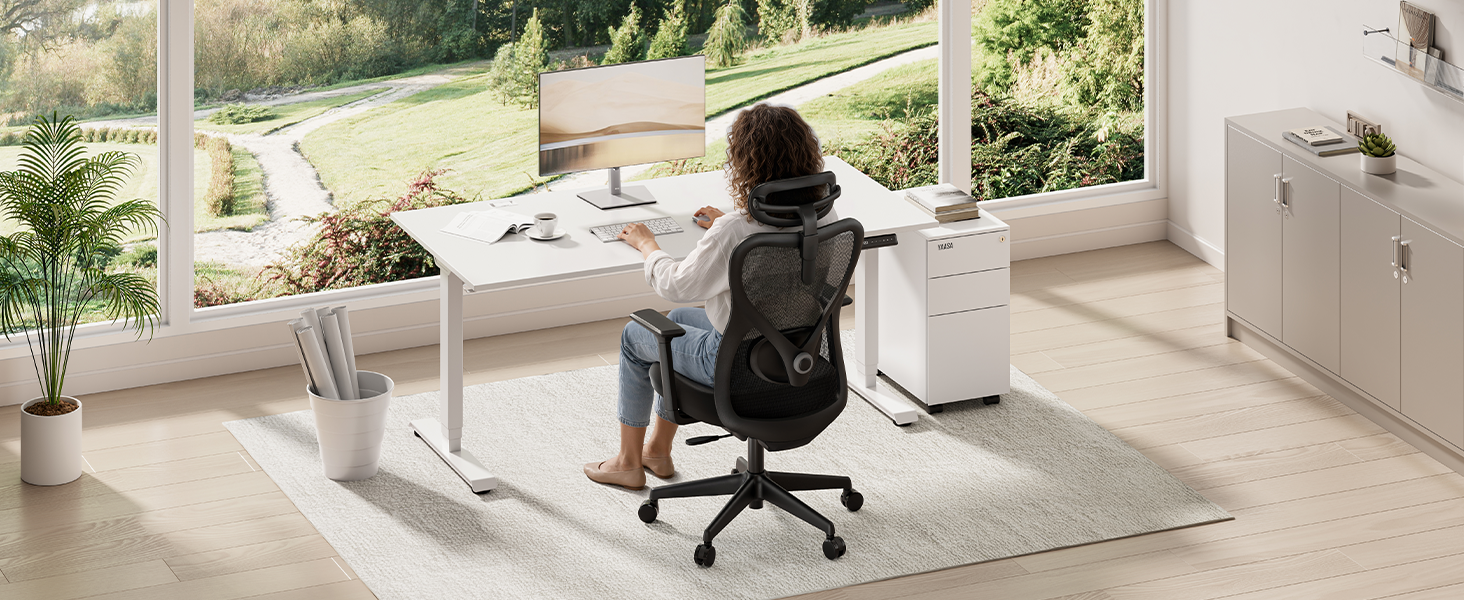 Yaasa Chair Plus: Ергономічне офісне крісло з підголівником, 2D-підтримкою попереку та 4D-підлокітниками. Переможець тесту! Чорний, до 150 кг.