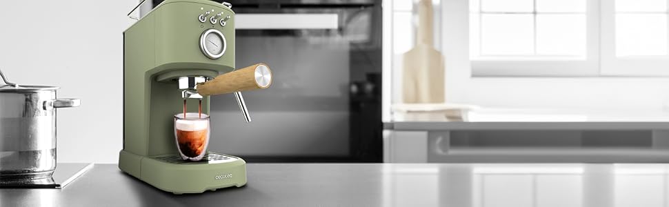 Еспресо-машина Cecotec Compact Power Espresso 20 Retro Green: 1100 Вт, 20 бар, термоблок, капучинатор, манометр