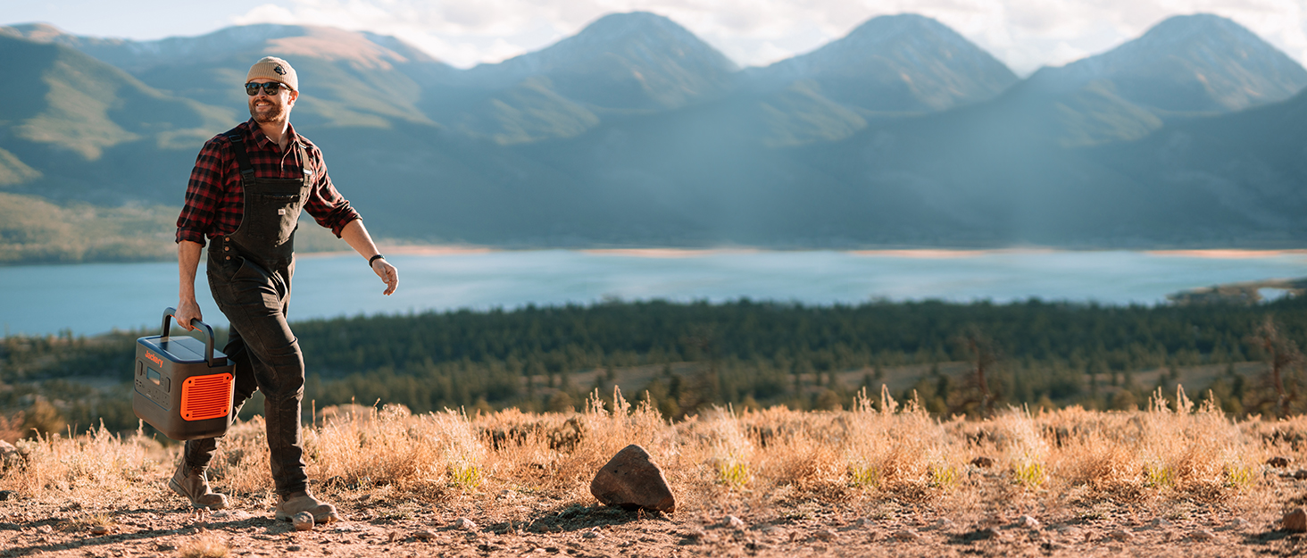 Jackery Explorer 240 v2: Сонячний генератор 256Wh LiFePO4 з 300W AC та 100W USB-C виходом для кемпінгу, подорожей та надзвичайних ситуацій (відновлений)