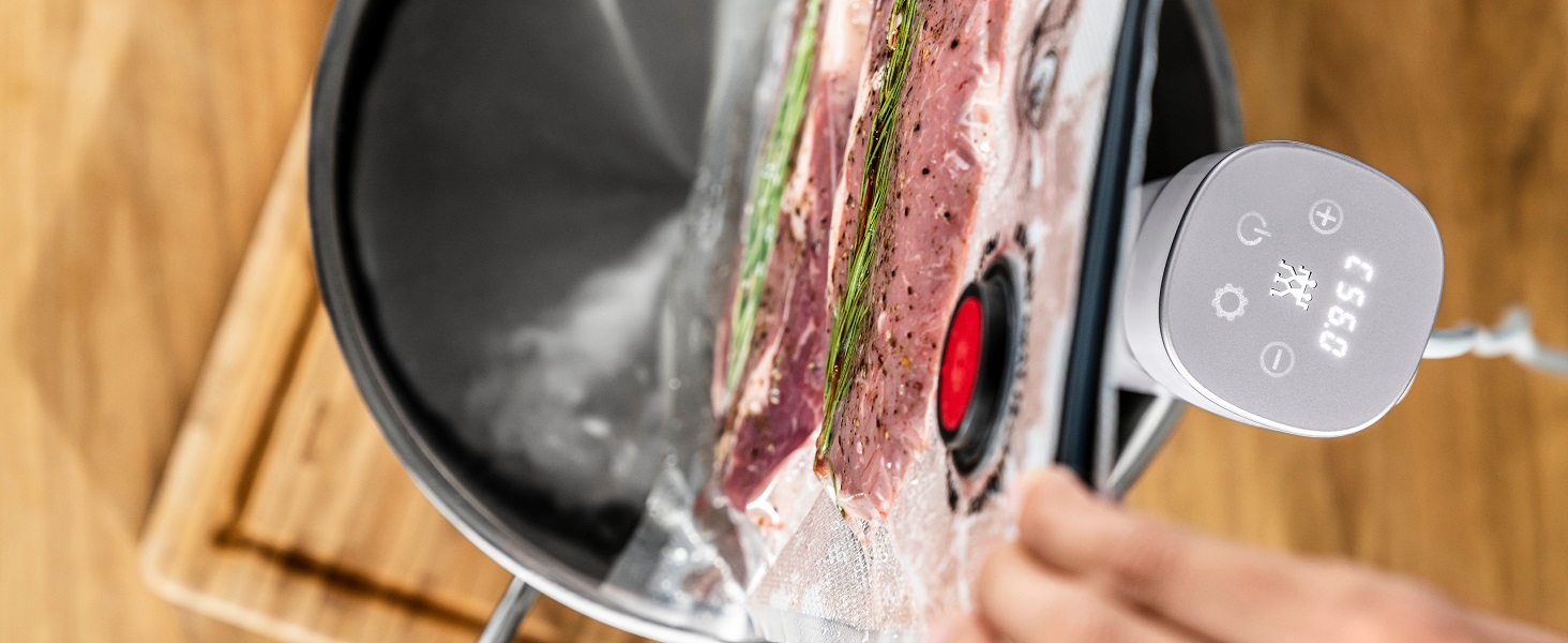 Набір ZWILLING Fresh & Save: контейнери для зберігання продуктів з вакуумним насосом (9 шт.) з нержавіючої сталі, M-18 см, L-24 см