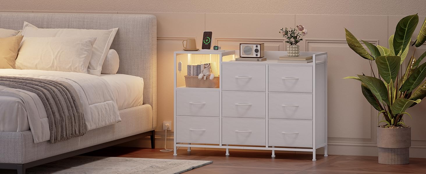 Комод Somdot для спальні, вітальні, прихожої з шухлядами, LED-підсвічуванням та розетками (2 AC, 1 USB, 1 Type-C), 5 тканинних шухляд, білий, 29T x 66,5B x 70,5H см (Комод Somdot з 8 шухлядами, біле шкірозамінник, 29T x 99B x 70.5H см)