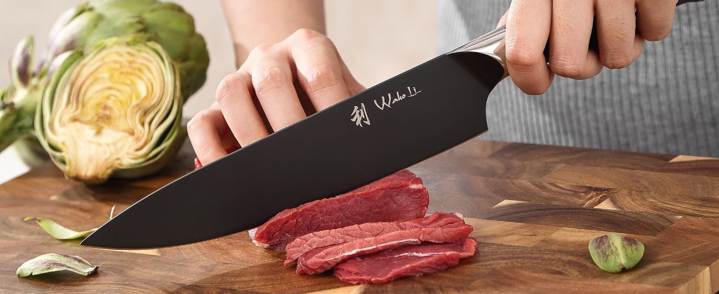 Набір кухонних ножів Wakoli Titanium Noir (5 предметів) з бруском - професійний набір кухонних ножів з титановим покриттям, нержавіюча сталь, чорне покриття, магнітний брусок, шеф-ніж