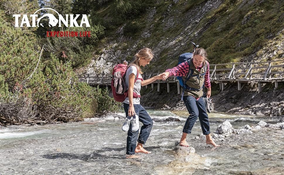 Л з вентиляцією спини та дощовиком - Легкий, зручний рюкзак для походів об'ємом 32 літри (темно-синій / темно-синій), 32