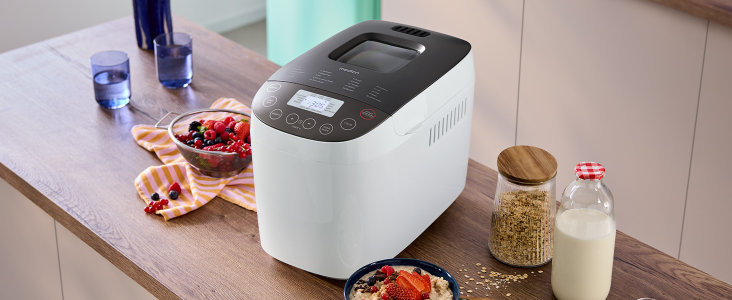 Хлібопекарня MEDION MD 12040: 20 програм, 1600г, 3 ступені пропікання, таймер