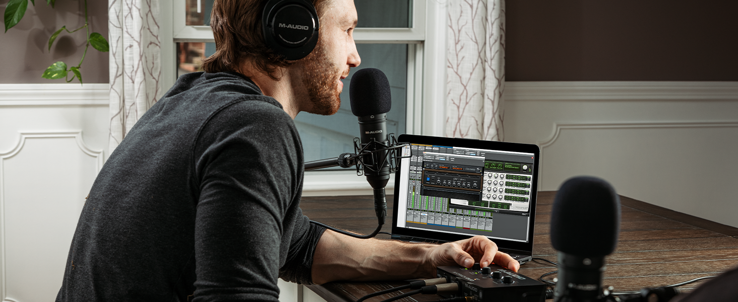 Аудіоінтерфейс M-AUDIO M-Track Duo USB для запису, стрімінгу та подкастингу (2 XLR/Line/DI входи, 48kHz, з програмним забезпеченням)