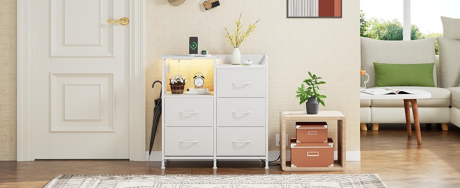 Комод з ящиками для спальні, вітальні, коридору Somdot з LED-підсвіткою та розетками (2 AC, 1 USB, 1 Type-C), 5 тканинних ящиків, білий, 29T x 66,5B x 70,5H см, штучна шкіра