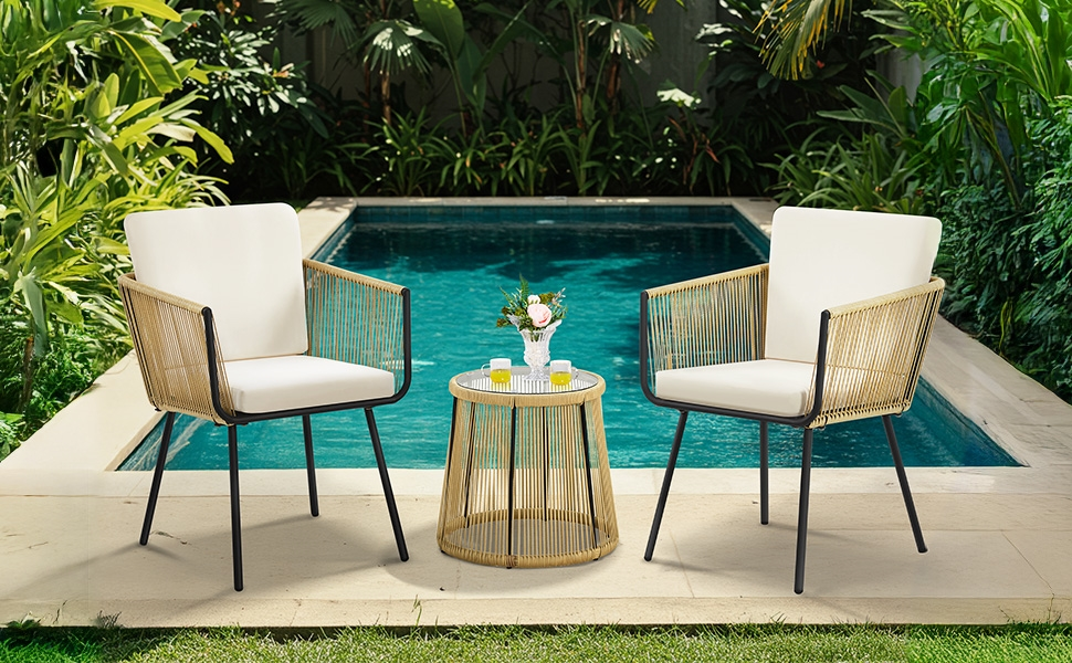 Набір садових меблів Yaheetech з ротангу для балкона: 2 крісла з подушками та стіл зі скляною стільницею, світло-коричневий/кремовий