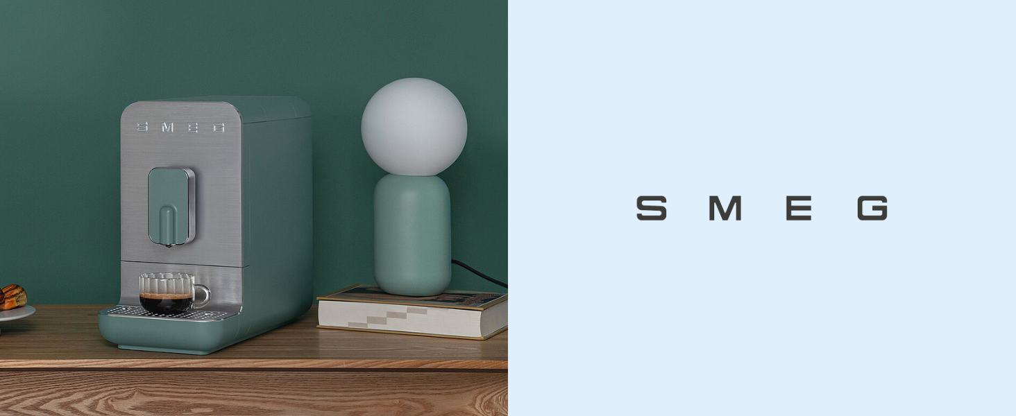 Еспресо-машина Smeg BCC11BLMEU з вбудованою кавомолкою, термоблоком, об'єм 1,4 л, чорна