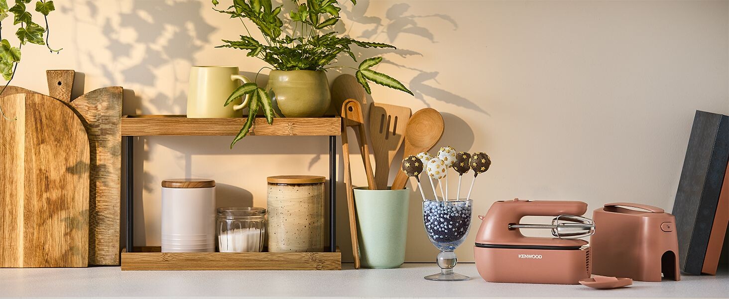 Міксер Kenwood QuickMix Go HMP40.000RD, ручний, 350W, червоний, з набором аксесуарів