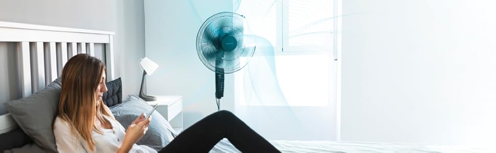 Вентилятор підлоговий Cecotec EnergySilence 610 Max Flow 70 Вт, 40 см, 4 режими, Таймер 2 год, Обертання 90°, Регульований кут нахилу та висота, Чорний