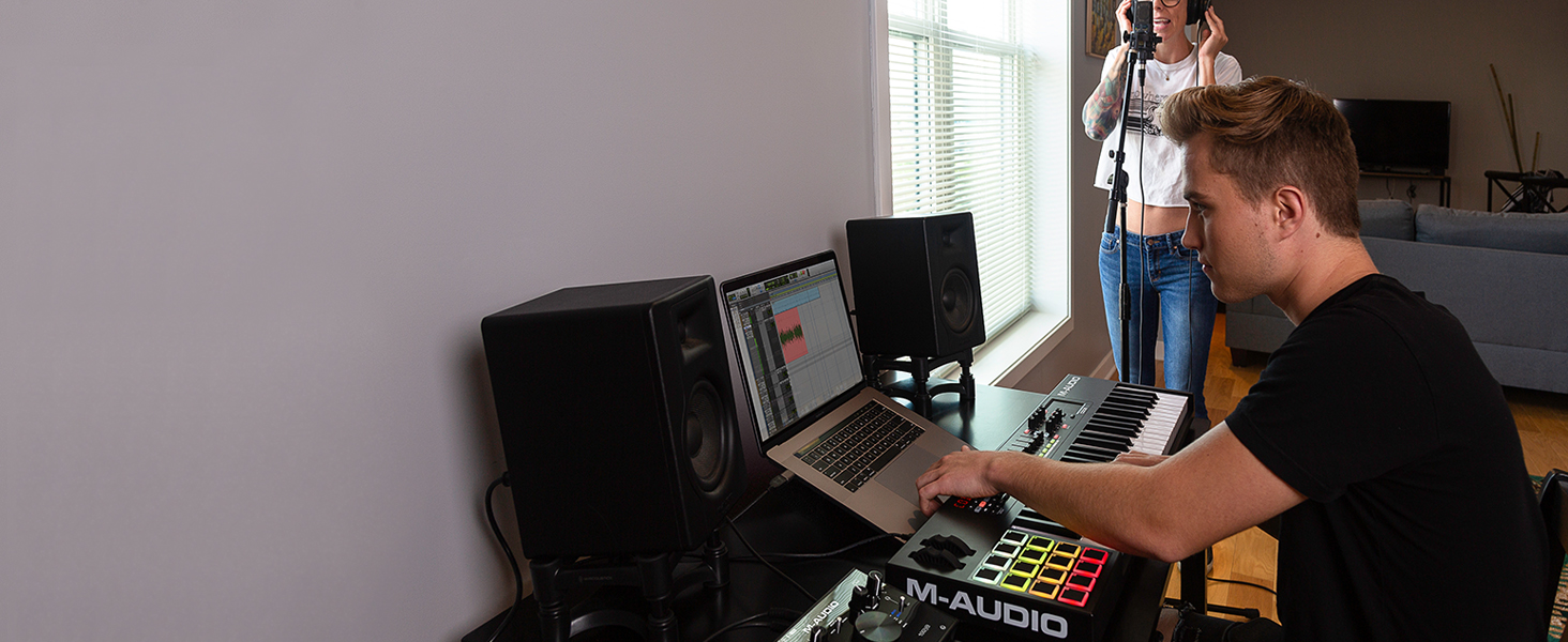 M-Audio Air 192|6: USB аудіоінтерфейс для запису в студійній якості (2 XLR/Line входи + софт)