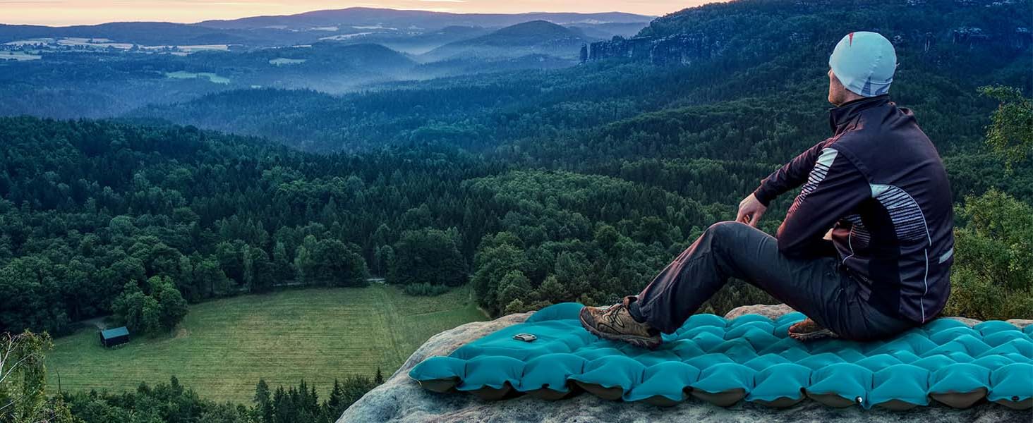 Самонадувний кемпінговий килимок AKSOUL Outdoor: ультралегкий надувний матрац з подушкою, термоізоляційний складний килимок для намету, трекінгу та пляжу, 10 см, колір павлин