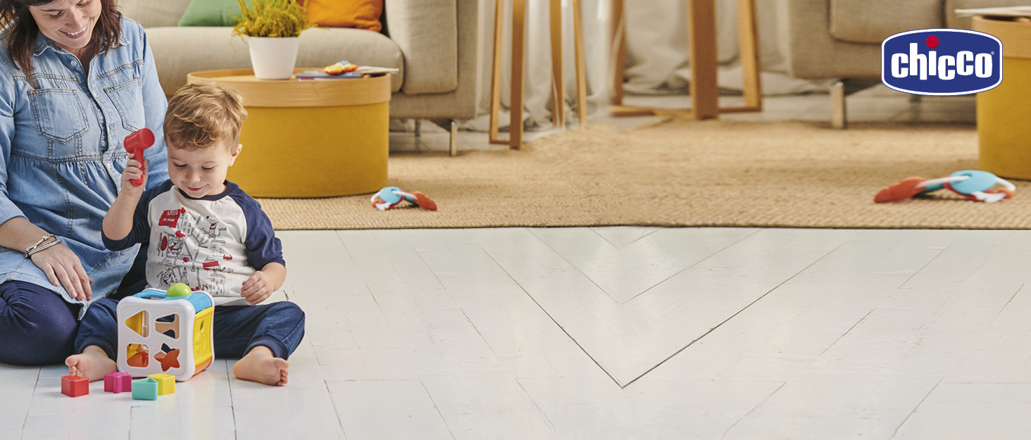 Триколісний велосипед Chicco 4-в-1: від 6 місяців до 4 років, блакитний. Знімний капюшон, EVA колеса, телескопічна ручка, компактне складання, педалі вільного ходу.