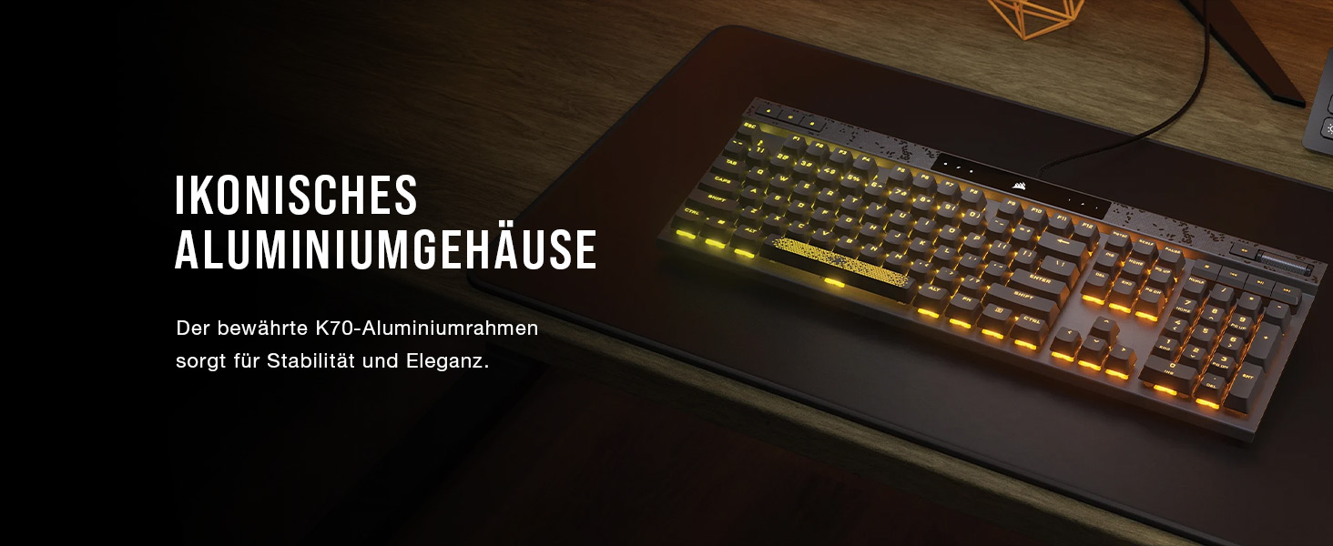 Ігрова механічна клавіатура Corsair K70 MAX RGB QWERTZ DE - сіра, повний розмір, 8000Hz