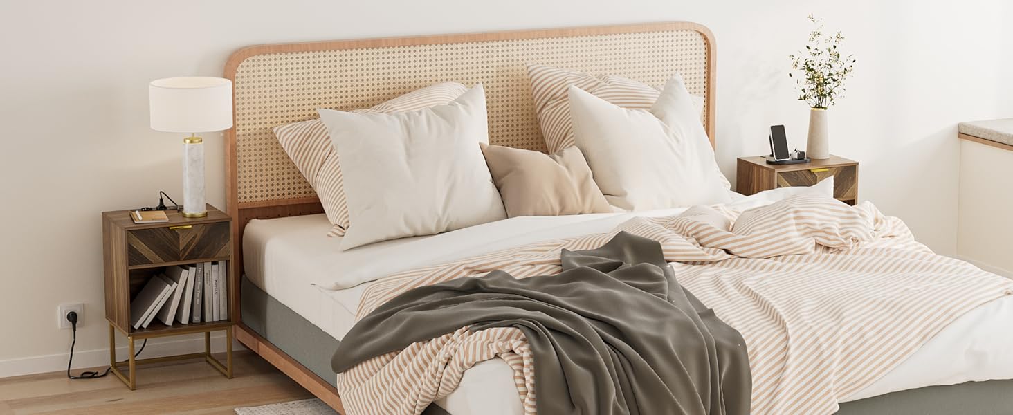 Приліжкові столики з відкритим відсіком, журнальний столик для спальні та вітальні (горіх) (30 x 40 x 60 см з розеткою, горіх)