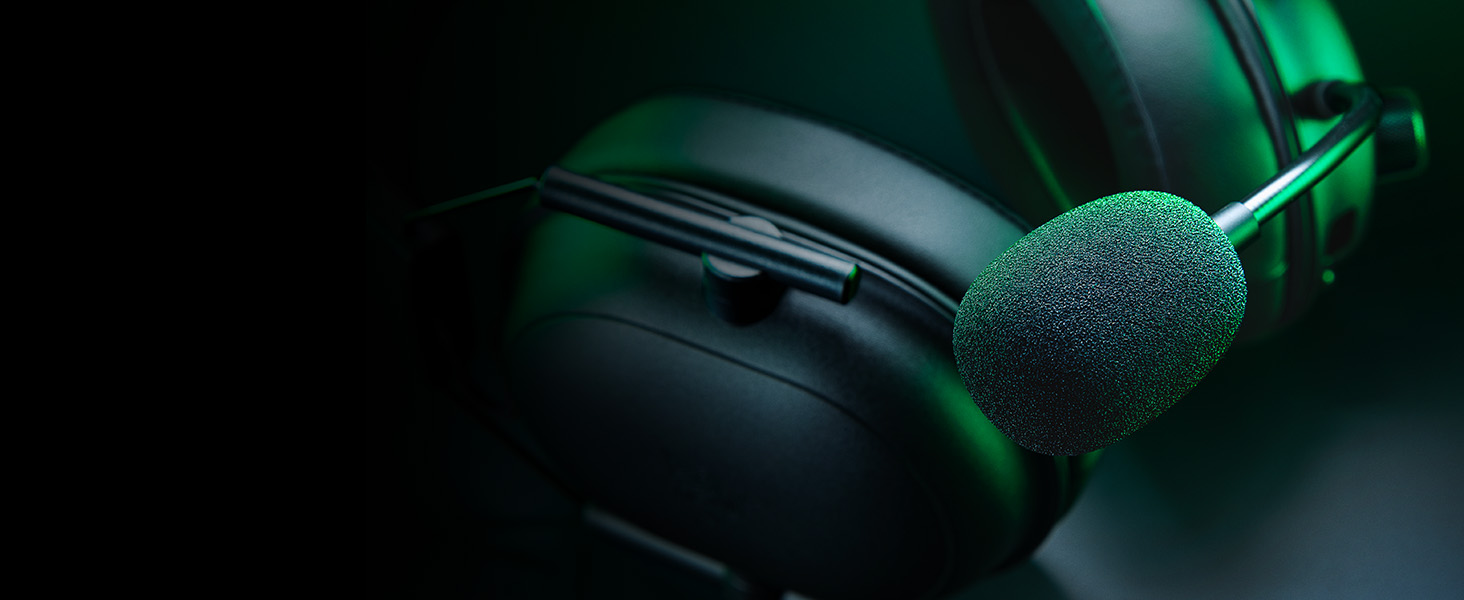 Razer BlackShark V2 HyperSpeed: Бездротові ігрові навушники для ПК (280г, мікрофон HyperClear, драйвер TriForce Titanium 50 мм, Bluetooth, чорний)