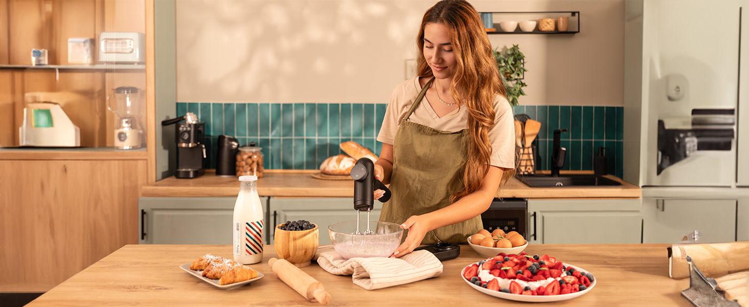 Ручний міксер Cecotec PowerTwist 500 Full Steel: 500 Вт, 5 швидкостей + турбо, 3 насадки (міксер, гак, віночок), сталь, без чаші (чорний)