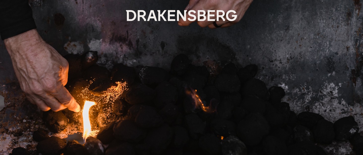 Чоловіча шкіряна фартух для грилю Drakensberg 'Bob', ручної роботи, вінтажний чорний колір