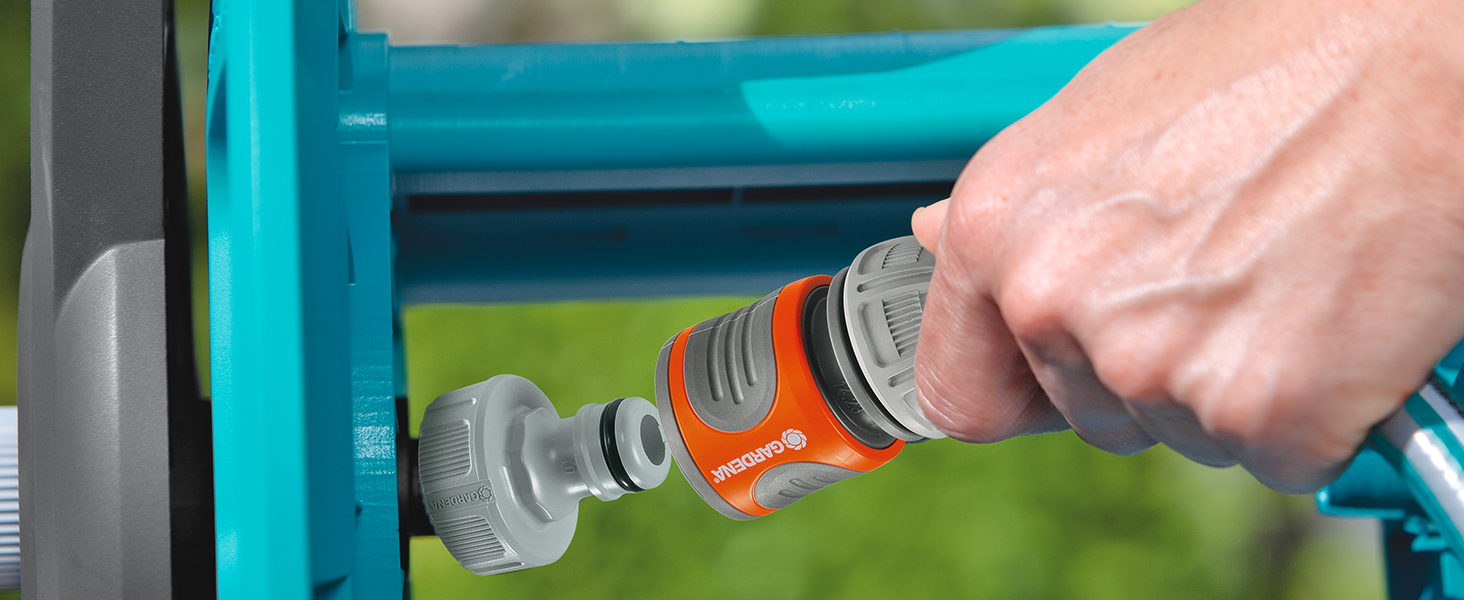 Набір Gardena Classic 15: шланг 15 м, касета для шланга, для кемпінгу, автодому, спорту, адаптери