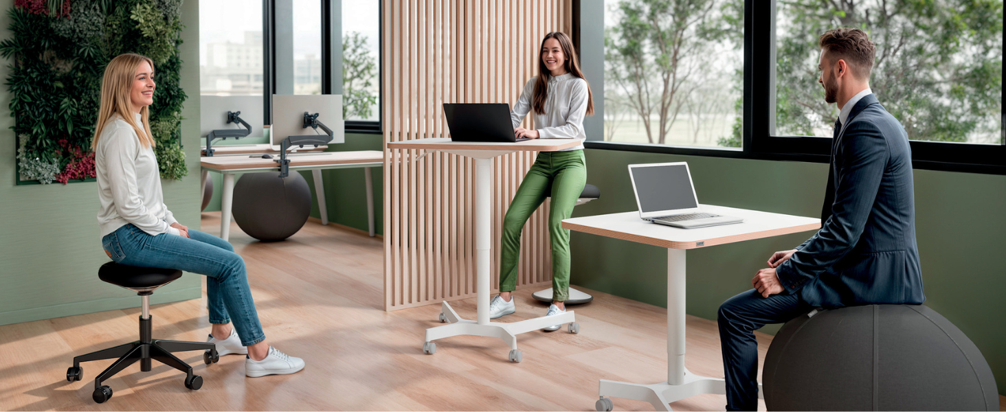 Офісний стілець Leitz Ergo Active з піною подвійної щільності, регульована висота 57-82 см, оббивка з переробленого матеріалу (110 кг), чорний, з колесами