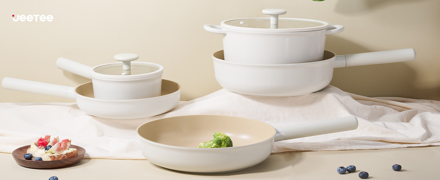 Набір посуду JEETEE 17 предметів з антипригарним покриттям Ceramic, знімні ручки. Каструлі 16/20/24 см, сковороди 24/28 см, глибока сковорода 28 см. Підходить для всіх типів плит, духовка, 17 предметів, бежевий