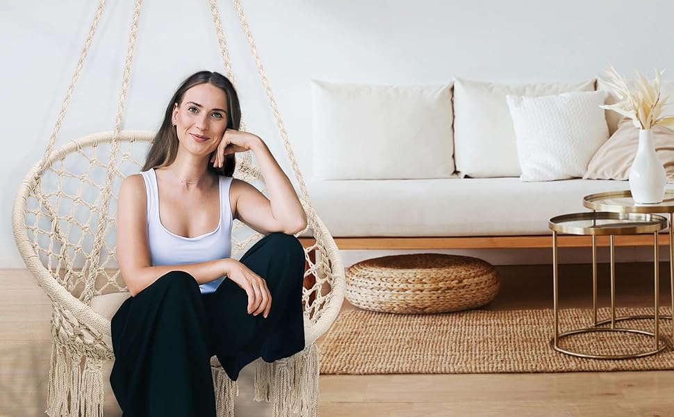 Крісло-гойдалка Tillvex для дому та саду | Міцний плетений гамак на 200 кг | З подушкою, бежевий | Для відпочинку на свіжому повітрі