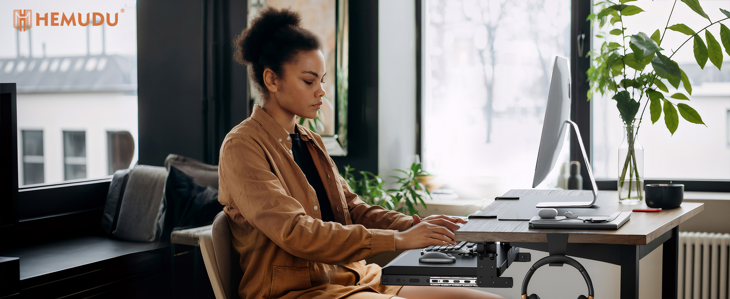 Висувна полиця під клавіатуру під стіл, чорна, з міцним C-кріпленням, 27.3x27.9 см (82.5 см з кріпленнями)