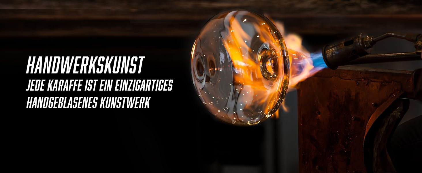 Подарунковий набір для віскі WHISISKEY: скляний декантер 500 мл та 8 охолоджувальних каменів для напоїв, класичний дизайн
