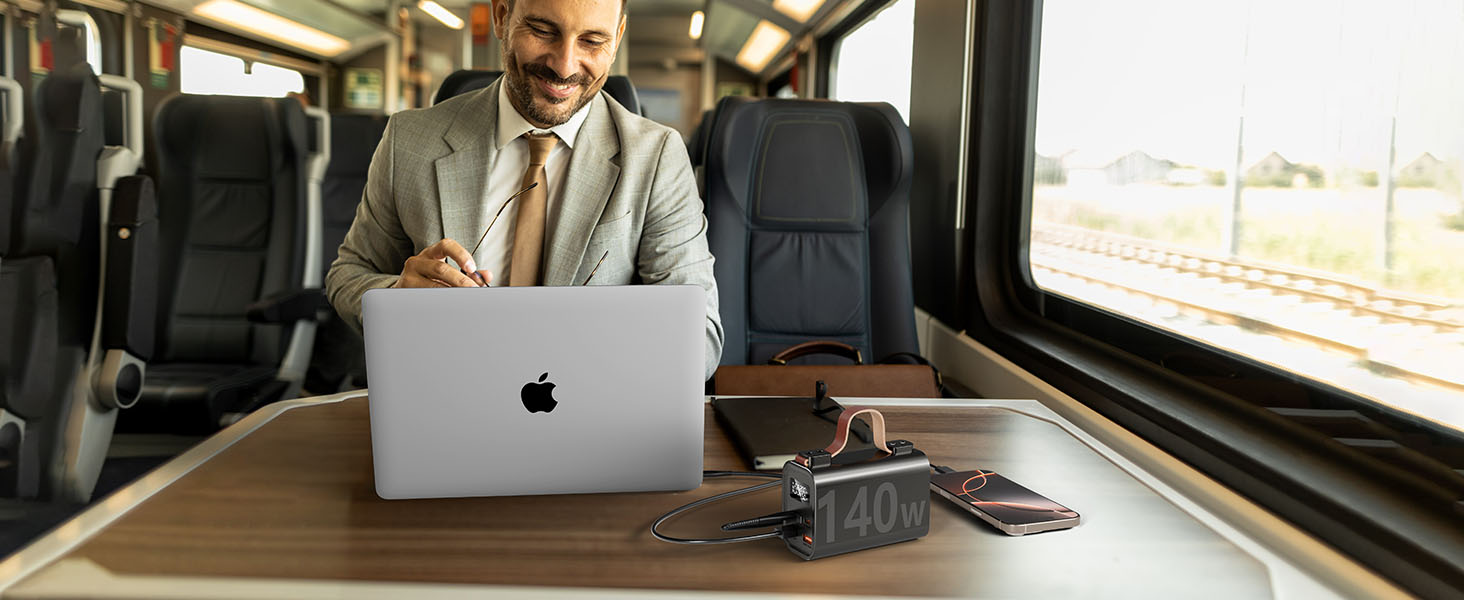 Портативний акумулятор для ноутбука 140W, 50000mAh: Power Bank з LED дисплеєм, PD3.1, QC4.0, 4 виходи та 2 входи (Чорний)