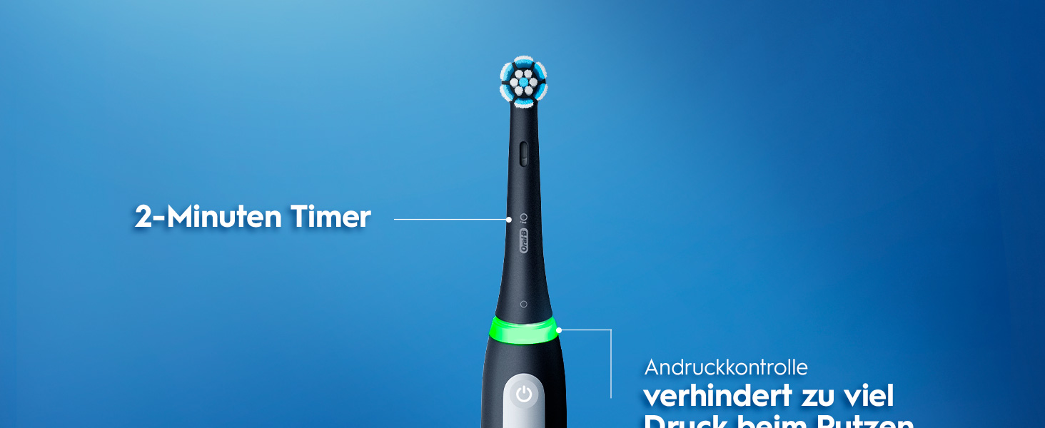 Електрична зубна щітка Oral-B iO Series 3, набір: 2 щітки (матовий чорний та рожевий), 4 смінні насадки та чорний дорожній чохол