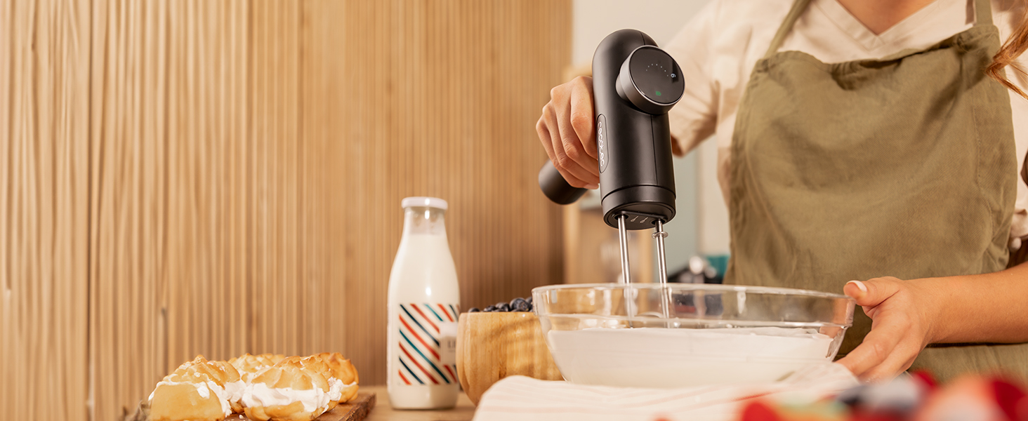 Ручний міксер Cecotec PowerTwist 500 Full Steel: 500 Вт, 5 швидкостей + турбо, 3 насадки (міксер, гак, віночок), сталь, без чаші (чорний)