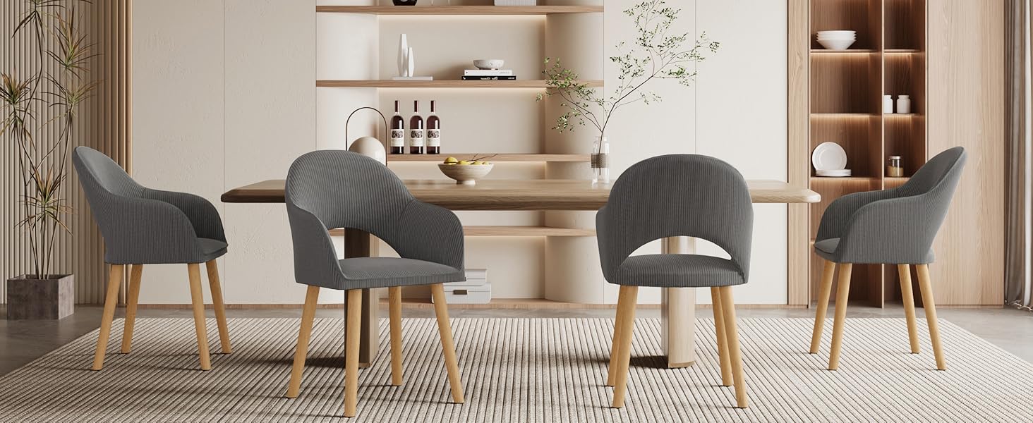 Набір з 4-х оббитих стільців для їдальні з підлокітниками, бежевий колір, дерев'яні ніжки. Підходять для кухні та вітальні.