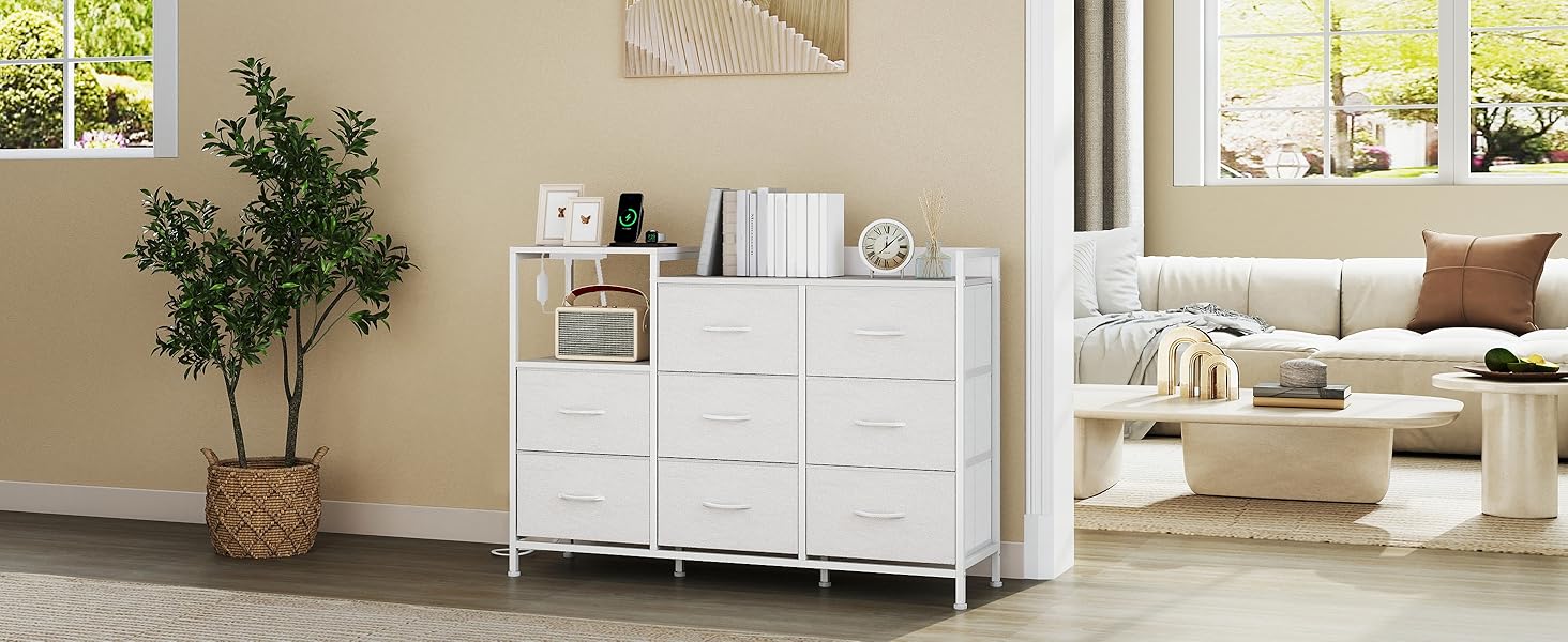 Комод Somdot для спальні, вітальні, прихожої з шухлядами, LED-підсвічуванням та розетками (2 AC, 1 USB, 1 Type-C), 5 тканинних шухляд, білий, 29T x 66,5B x 70,5H см (Комод Somdot з 8 шухлядами, біле шкірозамінник, 29T x 99B x 70.5H см)