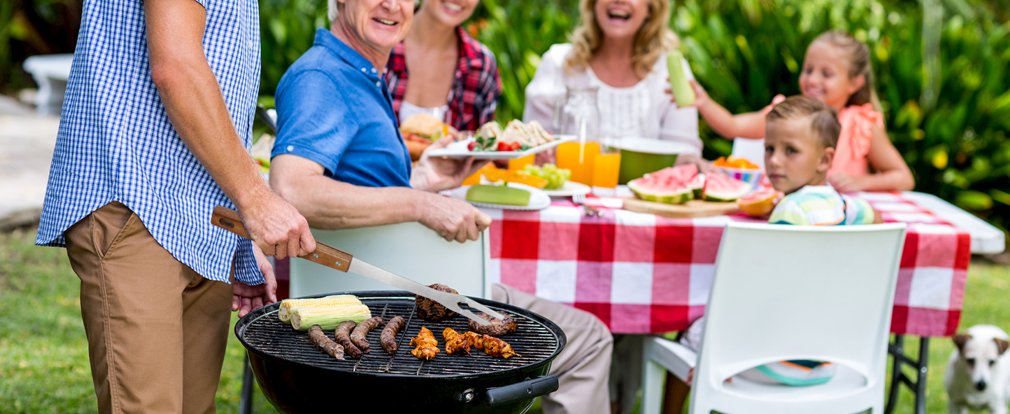 Набір гриль-посуду Onlyfire 4-TLG: щипці, лопатка, виделка, щітка з довгою ручкою з акації та нержавіючої сталі