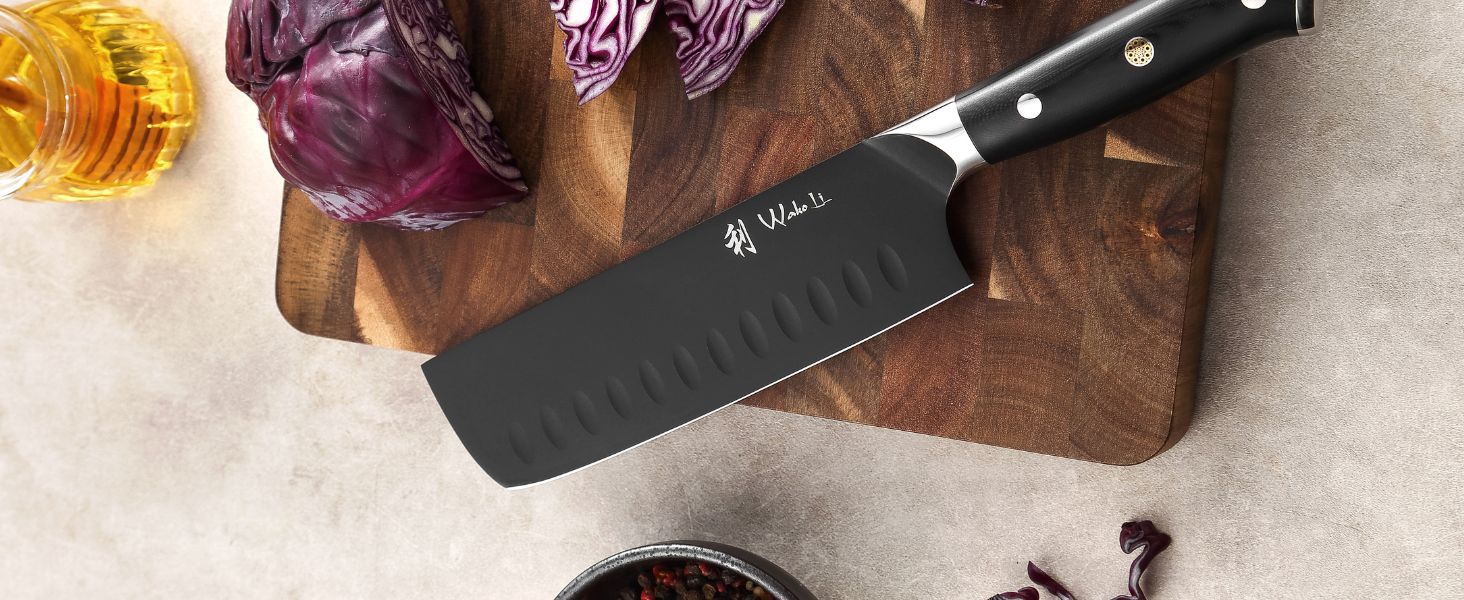 Набір кухонних ножів Wakoli Titanium Noir (5 предметів) з бруском - професійний набір ножів з титанового покриття, нержавіюча сталь, чорний, магнітний брусок, Nakiri