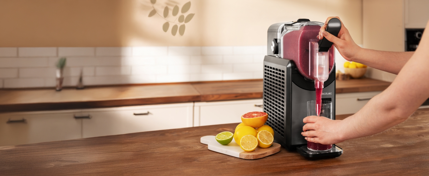 Машина для приготування крижаного напою Cecotec Slush-Eis 2.6L Twist&Ice 2600 з 6 режимами, сенсорне керування