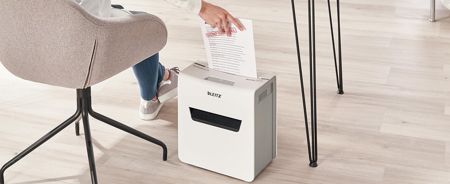 Leitz IQ 10X Premium Protect: Шредер для документів, партіковий зріз, 11-10 аркушів, тихий, компактний, сертифікований, 18л контейнер, для офісу та дому, білий