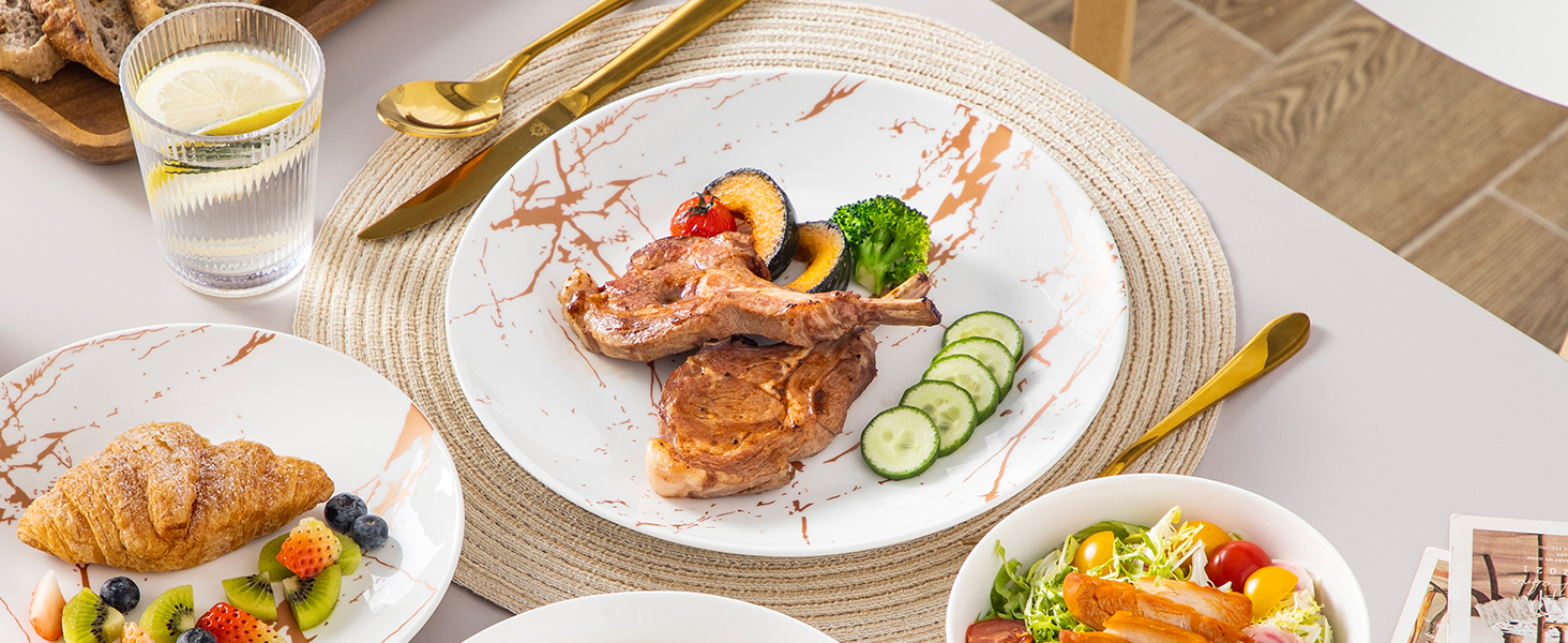 LOVECASA Сервіз столовий порцеляновий Daphne SWEET, 24-частинний набір, 6 персон. Сервіз з золотим декором: тарілки для їжі, десертні тарілки, миски для каші та супові тарілки.