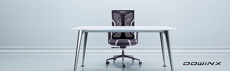 Ігровий крісло Dowinx для офісу та дому: ергономічне, з 3D підлокітниками, функцією гойдання, шкіряне, поворотне, чорно-сіре