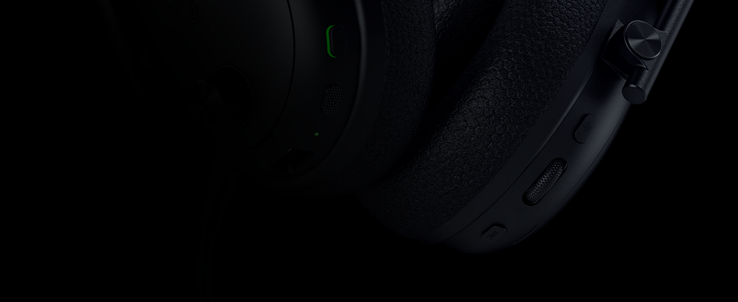 Razer BlackShark V3 Pro - Бездротові ігрові навушники для ПК (280г, Bluetooth, мікрофон HyperClear, драйвер TriForce Titanium 50 мм)