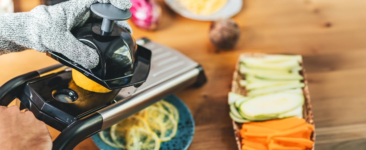 Mandoline для нарізки овочів Silberthal V-подібна з насадками - гостра клинка, компактне зберігання